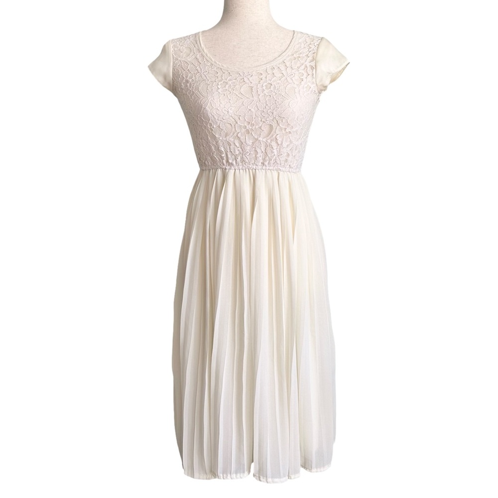 Magic Cream Lace Pleated Midi Dress Size Small EUC Party Wedding Events